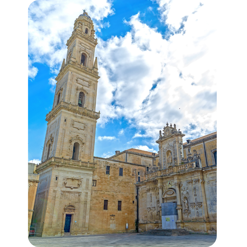 FROM BAROQUE TO THE WHITE OF APULIA: Lecce, Ostuni and Alberobello.